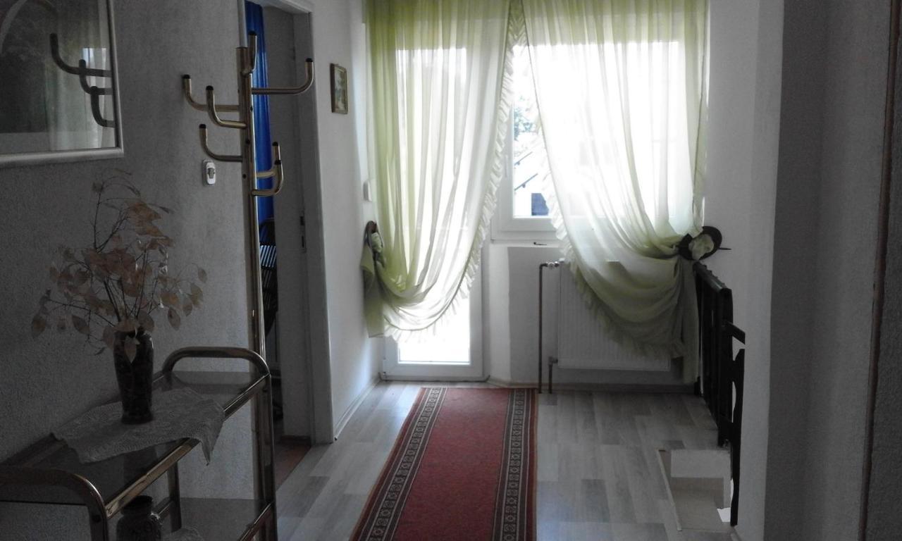 Sobe Za Nocenje Gospic Gospić Exterior foto